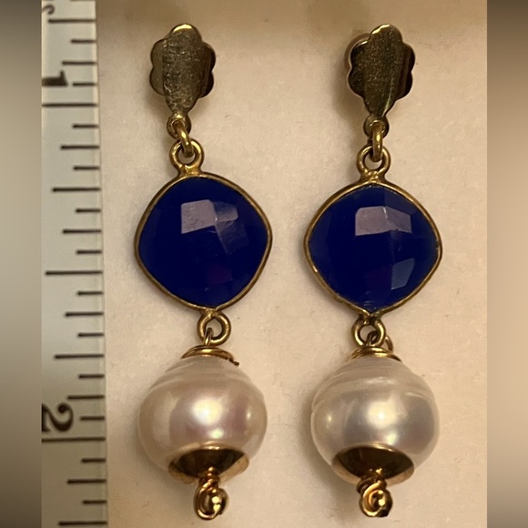 New genuine big pearl and gold earrings new in box - Picture 2 of 2